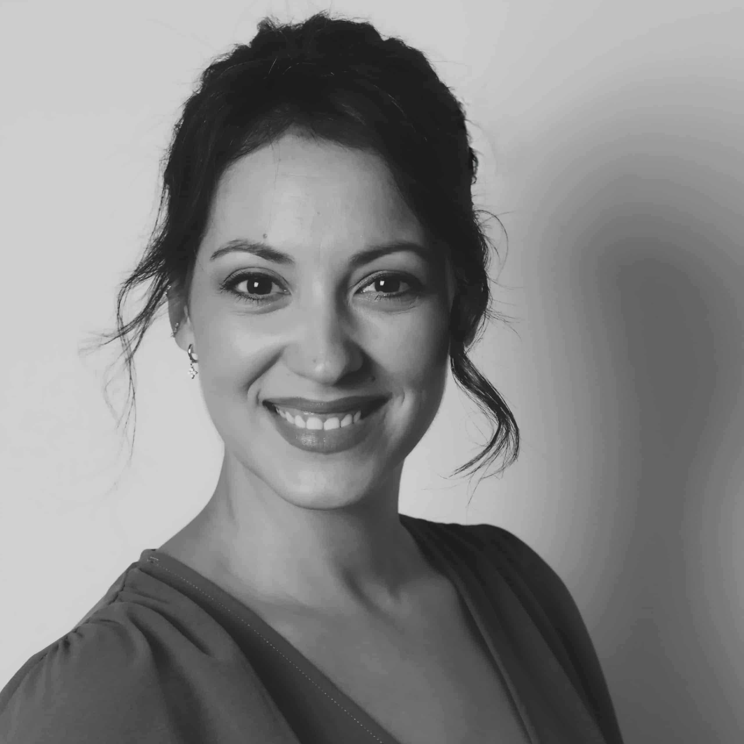 Ariana Sánchez | Actriz y coach actoral Selftapeando